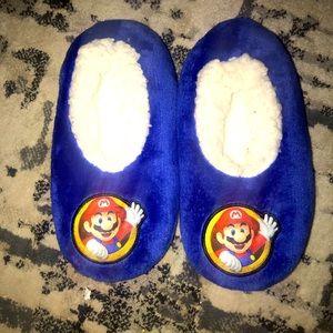 Mario’s kids house slipper